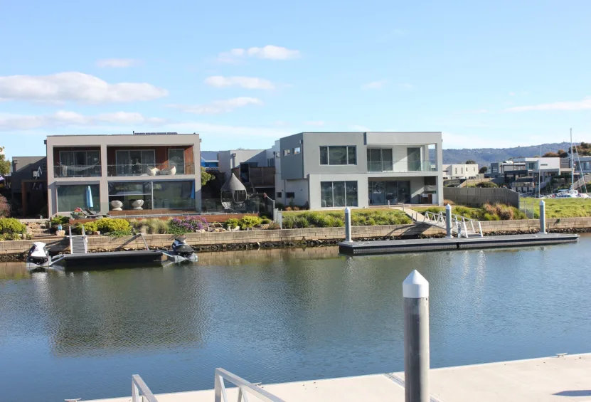  Sovereign Point 2-4